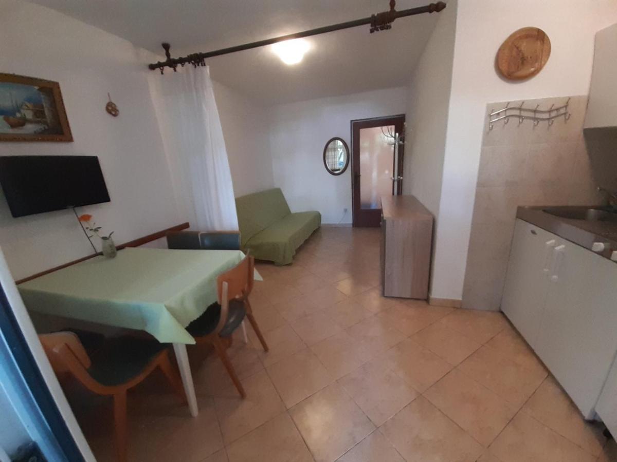 Apartment Spanjol Anka ラブ エクステリア 写真