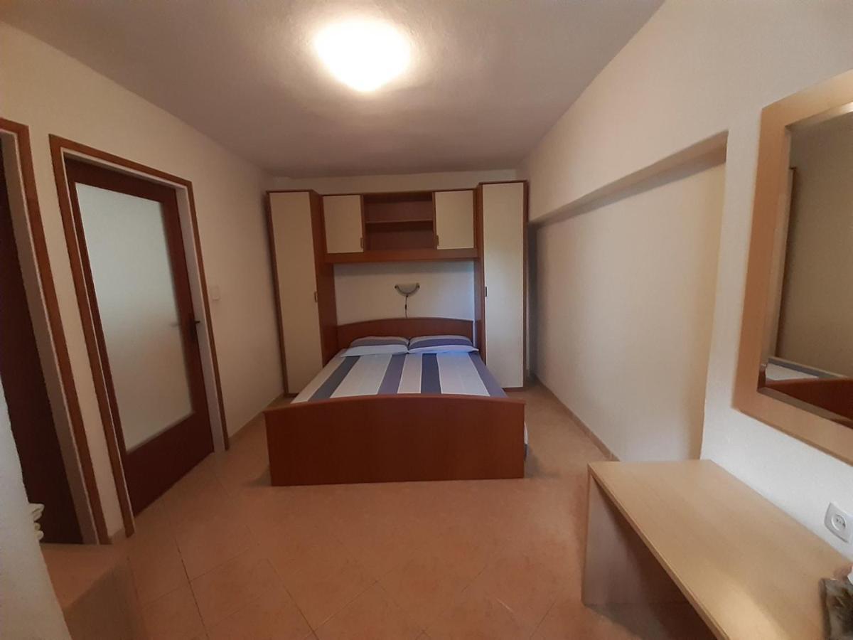 Apartment Spanjol Anka ラブ エクステリア 写真
